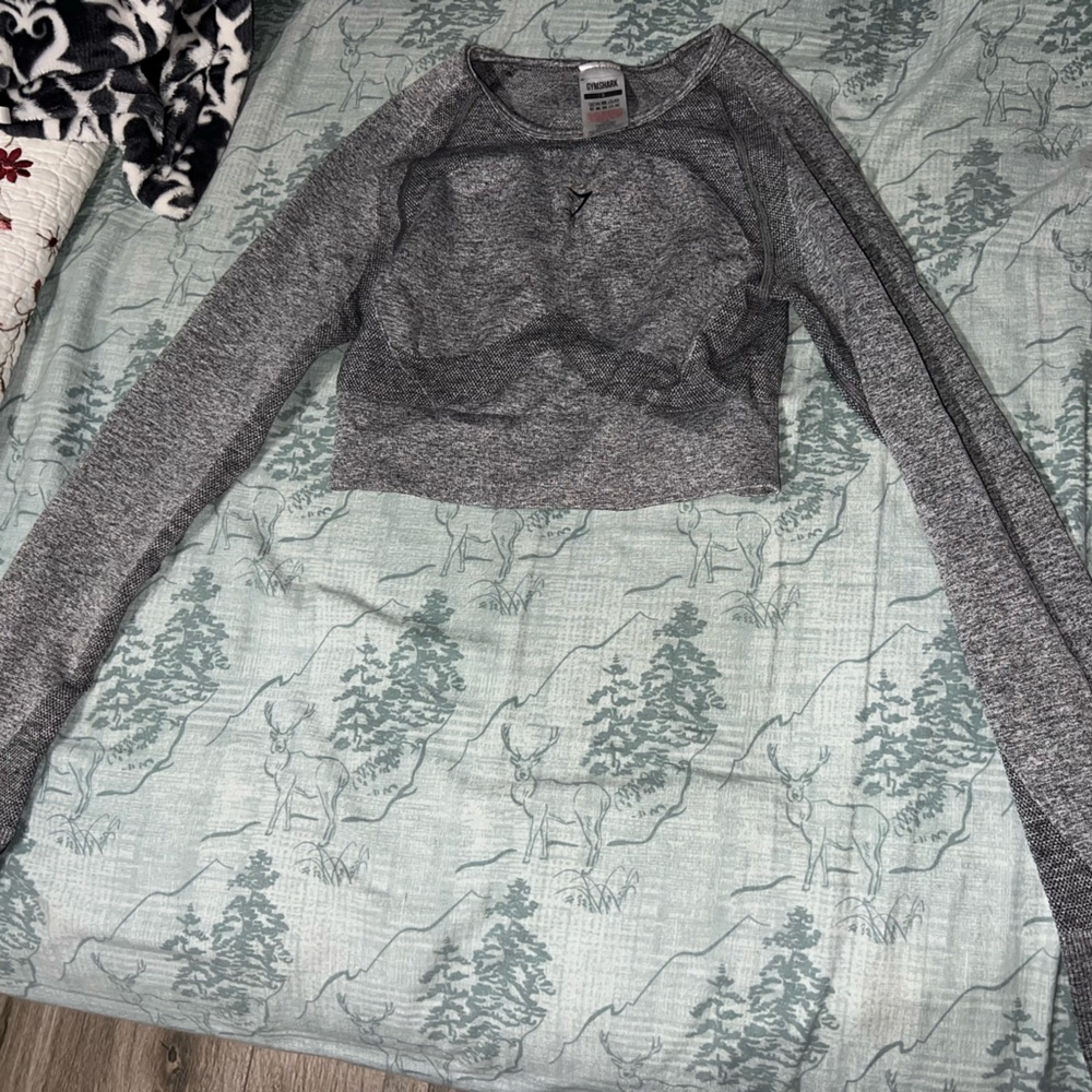 Gymshark Women's Heather Gray Top